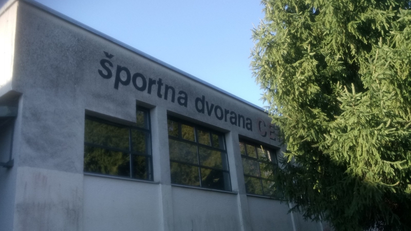 Športna dvorana Center še naprej  zaprta