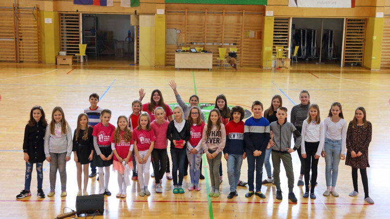 V Ivančni Gorici vstopnici za polfinale  Uli in Neži