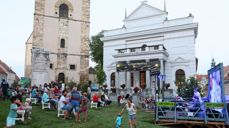 Korona virus zaprl kulturne ustanove