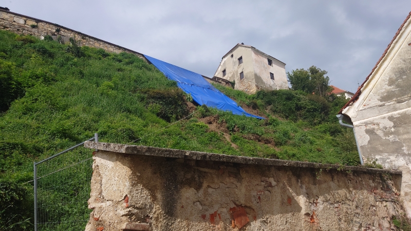 Plaz na grajskem griču