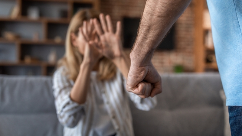 V Podravju letos 190 žensk žrtev nasilja v družini 