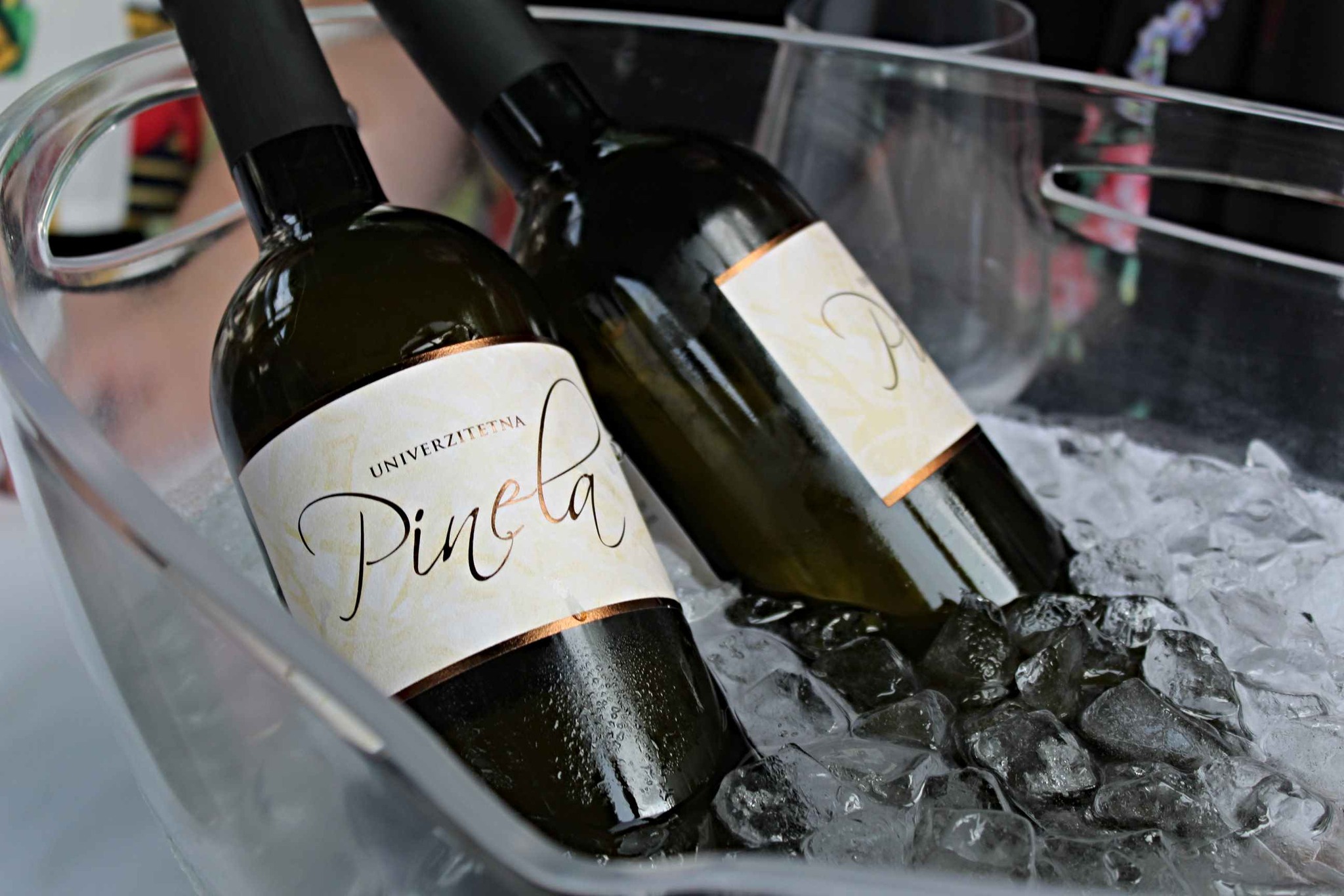 vino4